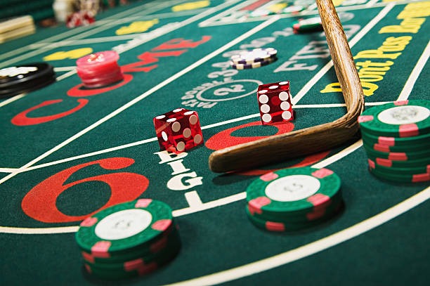 Infinite Blackjack live dealer studio with multiple camera angles on juara slot